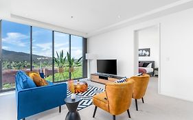 Fabulous 2Br 2Ba Apartment In The Central District